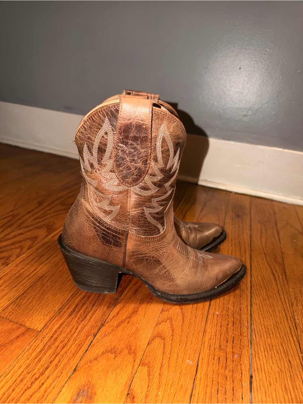 Idyllwind by Miranda Lambert Brown Wheels western booties - round toe